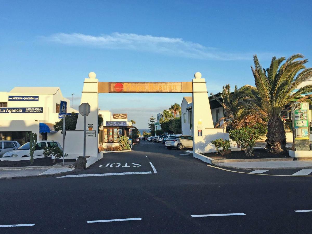 Reby Bastian Beach Costa Teguise Esterno foto