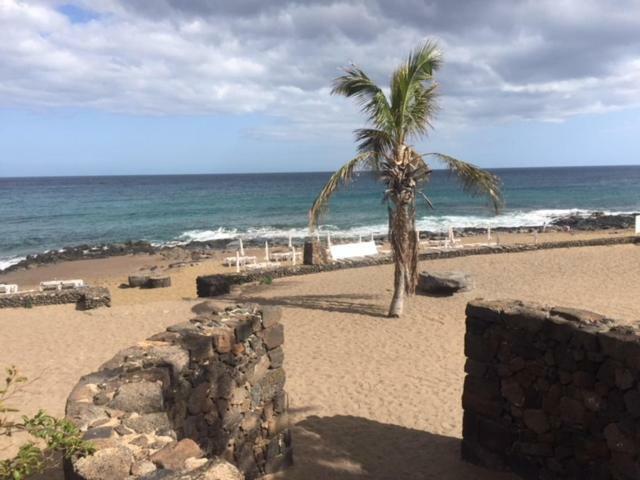 Reby Bastian Beach Costa Teguise Esterno foto